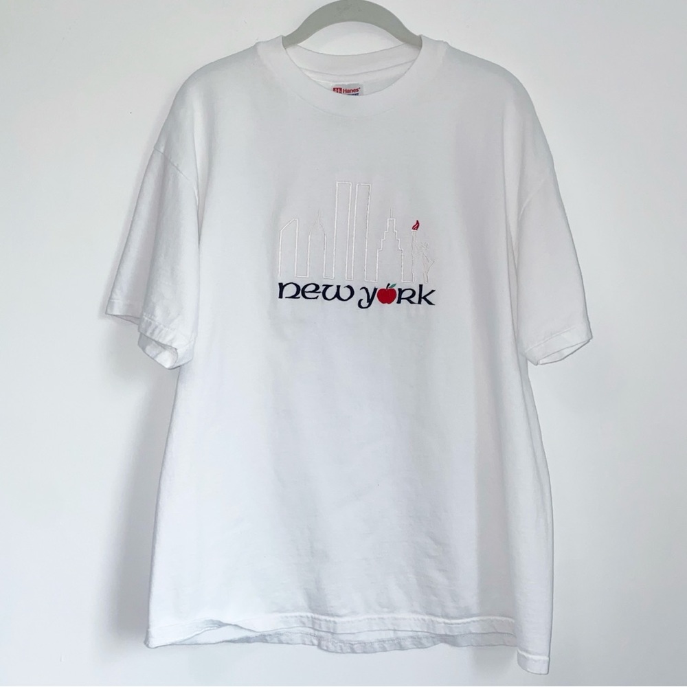 Vintage New York City Skyline Embroidered T-shirt